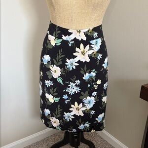 Ann Taylor Factory Black Floral Pencil Skirt